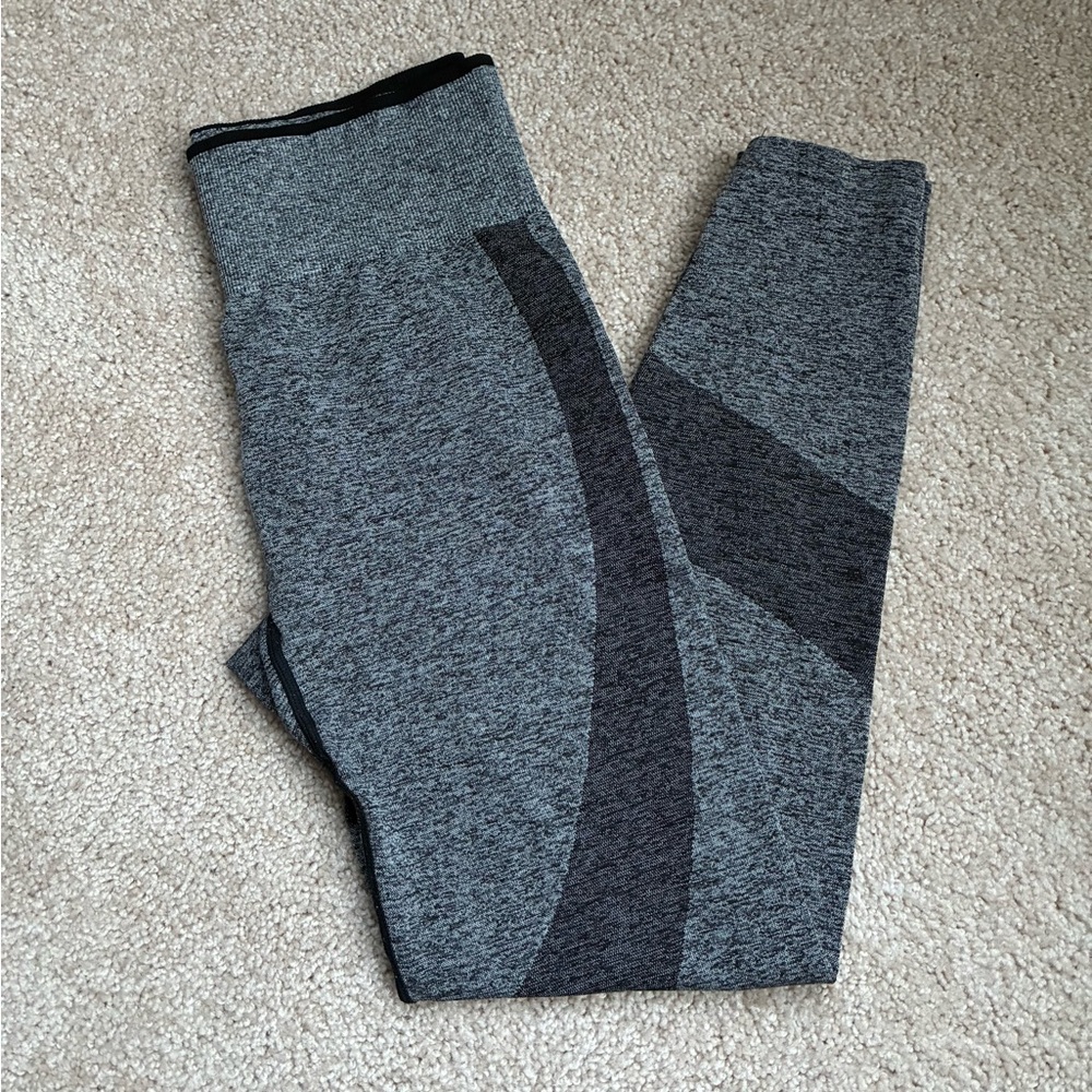 VS PINK gray athletic leggings